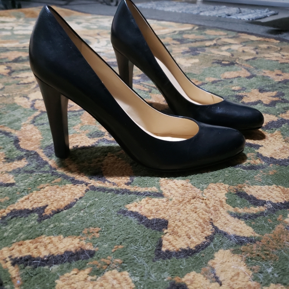 Women's Ralph Lauren Black Leather Heels (Zamora). 100% Leather Size 8